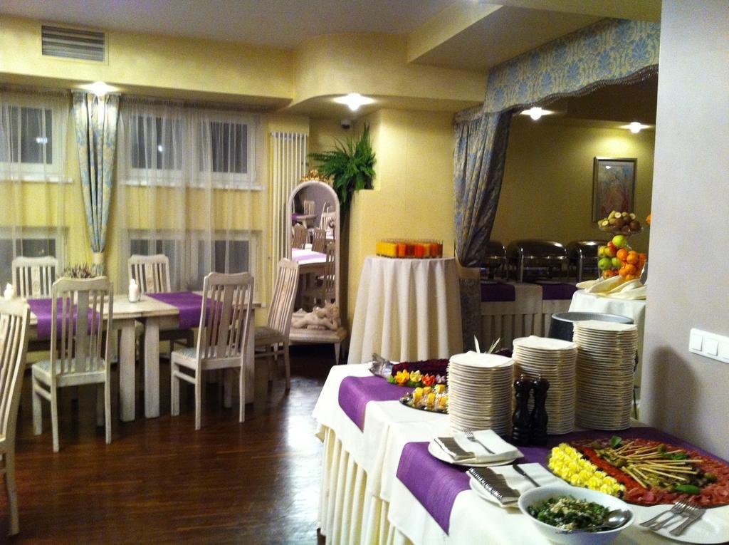 Via Appia Hotel ราชิน ภายนอก รูปภาพ