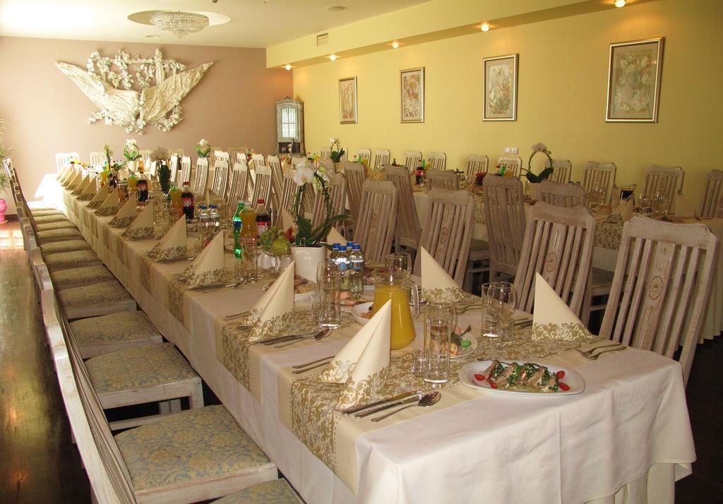 Via Appia Hotel ราชิน ภายนอก รูปภาพ